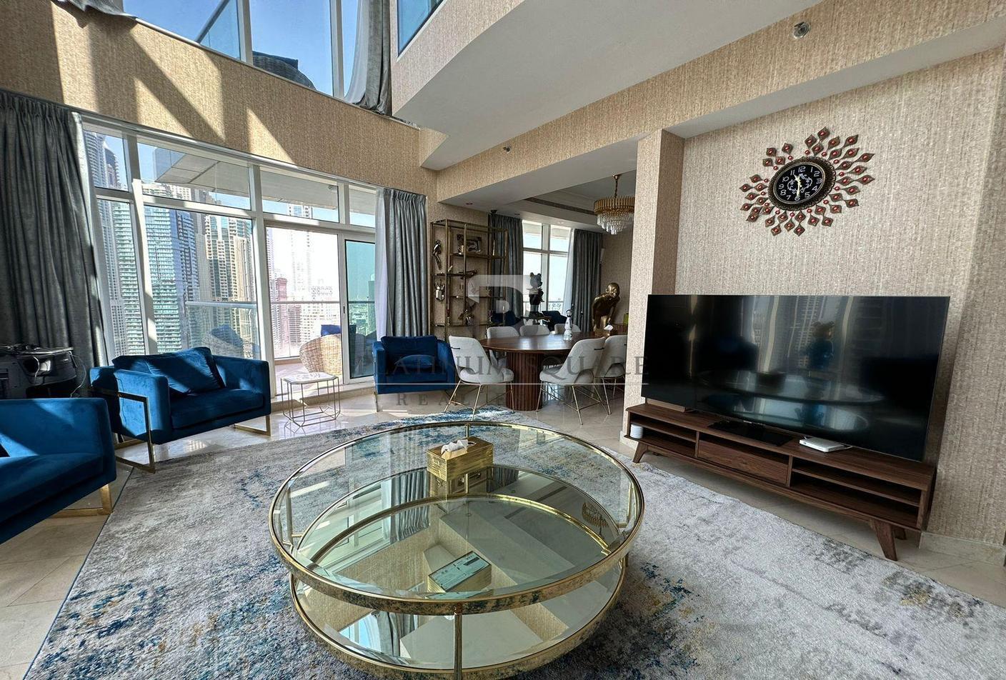 Lavish Penthouse with Elevator & Cinema Room